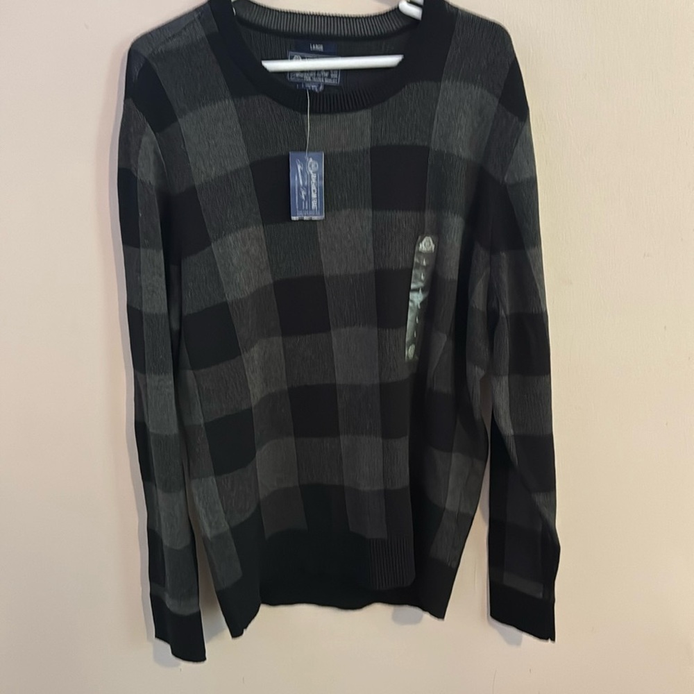 American rag NWT sweater